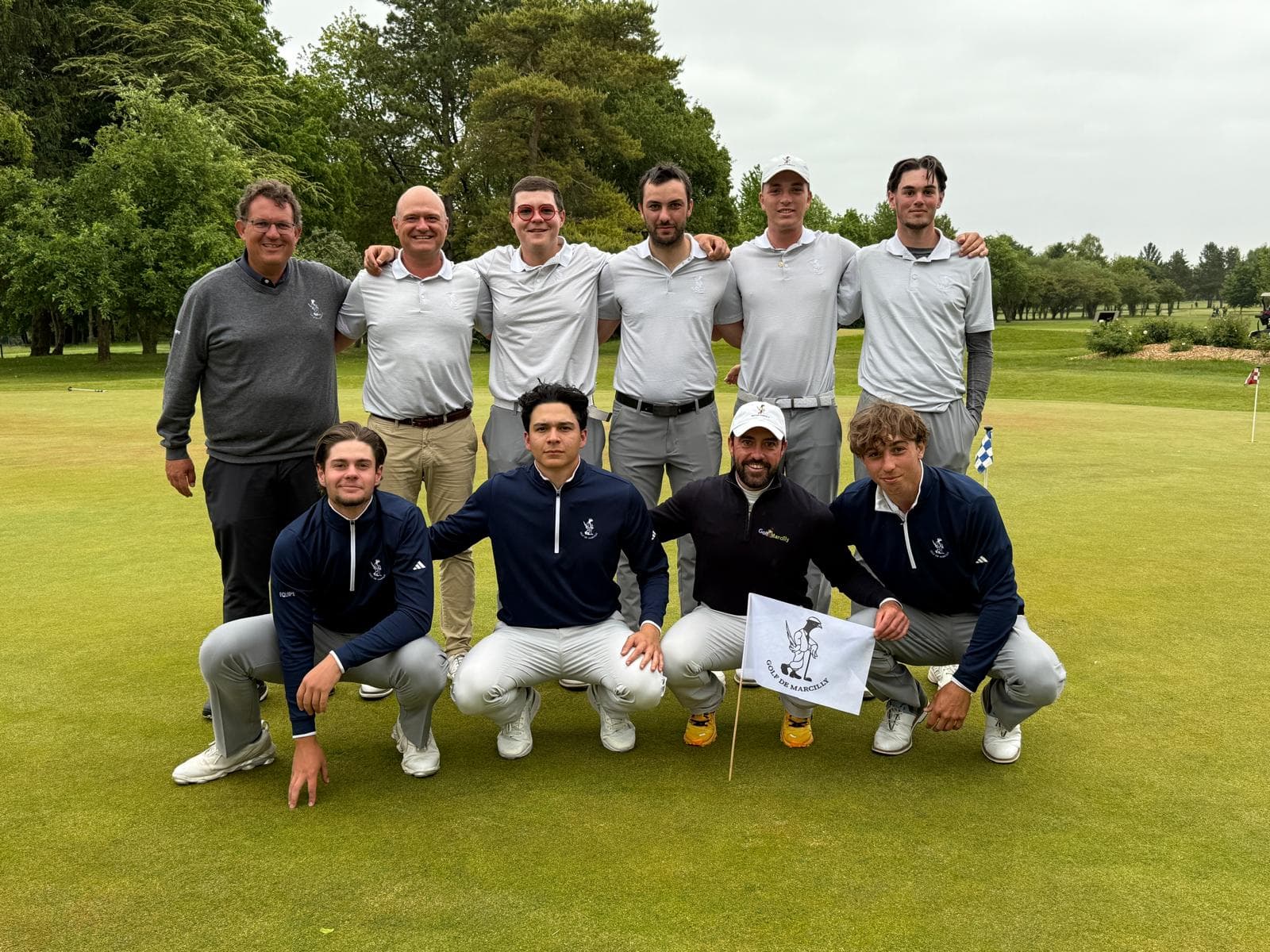 Équipe 1 messieurs du Golf de Marcilly photographiée en 2025